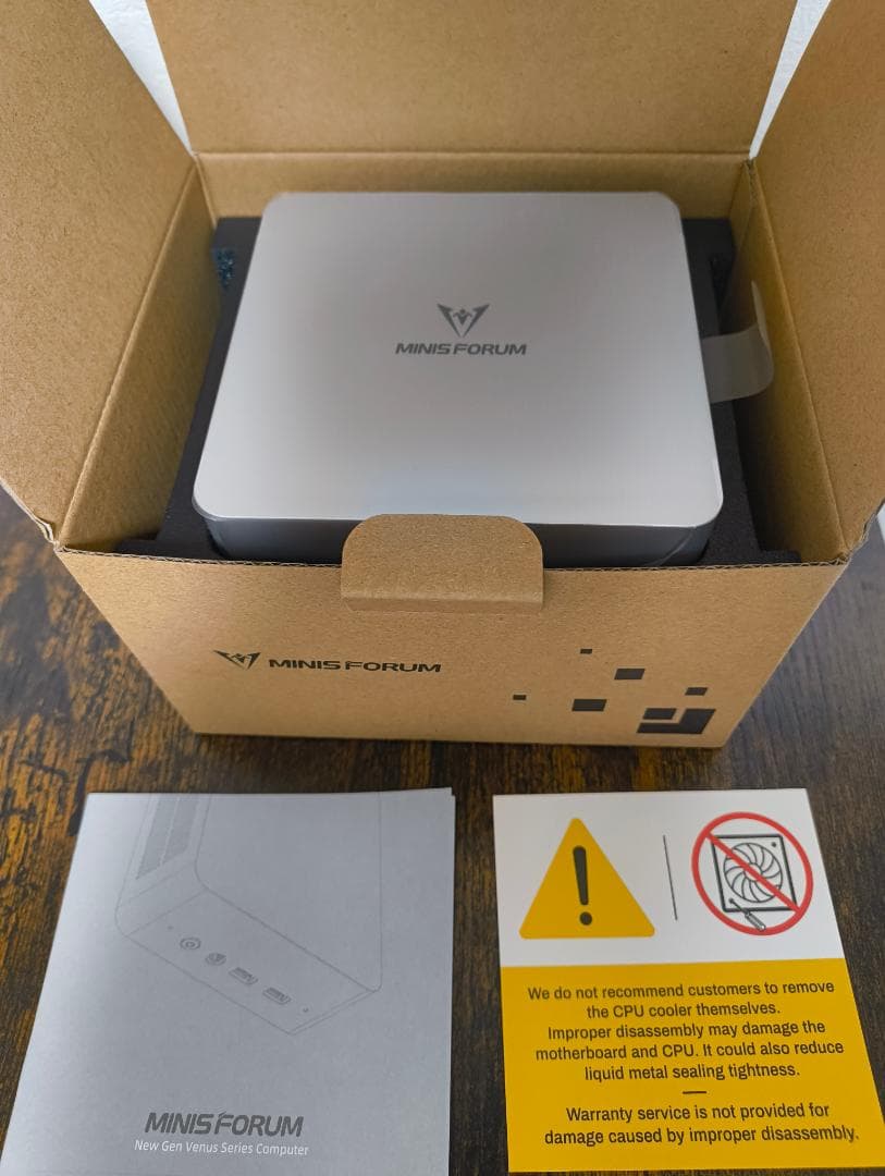 ミニPC Minisforum UN1270