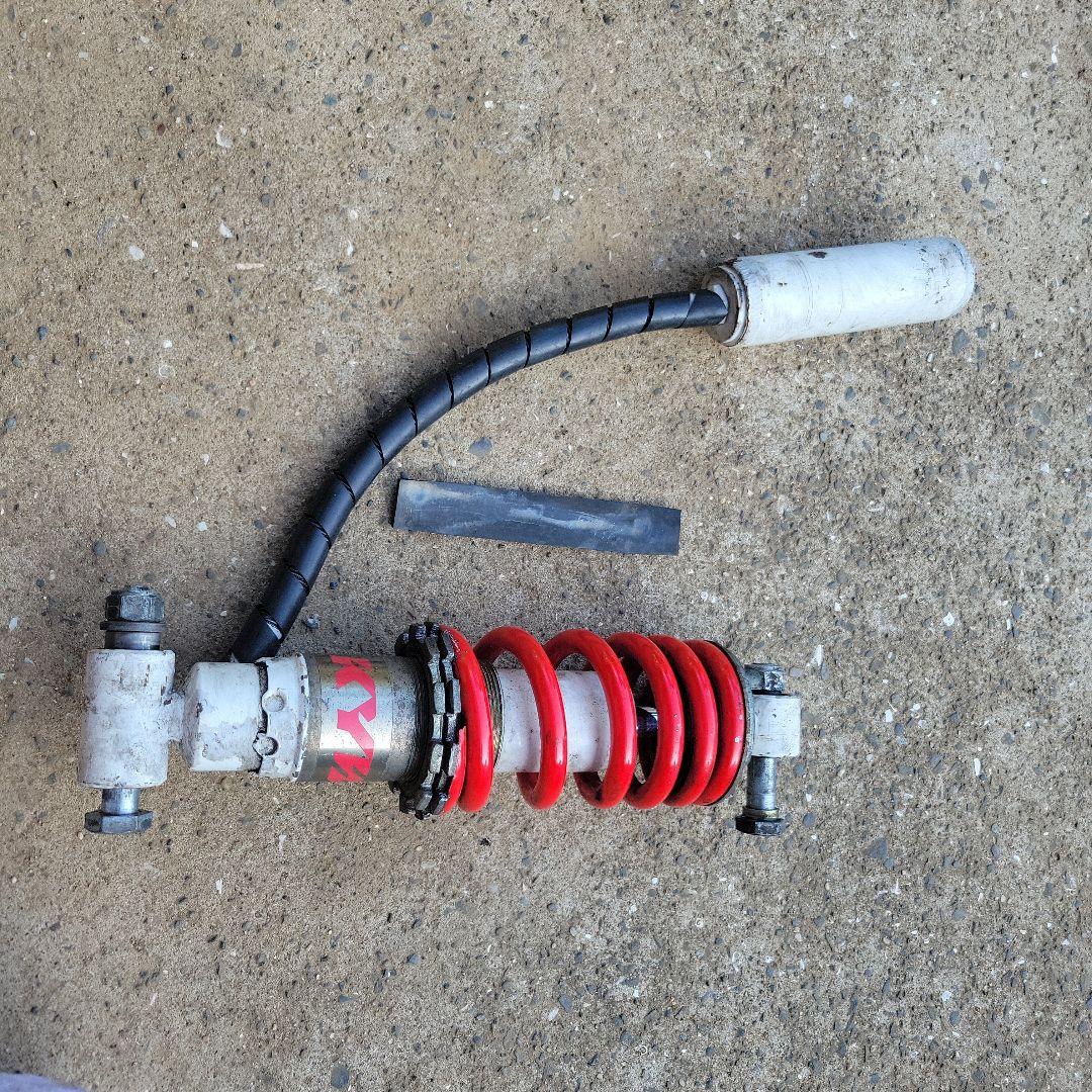 TZR50R KYB タンク別体式ガスショック リアサス