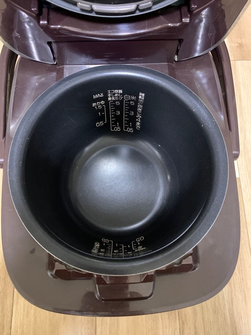 18年製　象印圧力炊飯器 NW-JB10 5.5合　ブラウン
