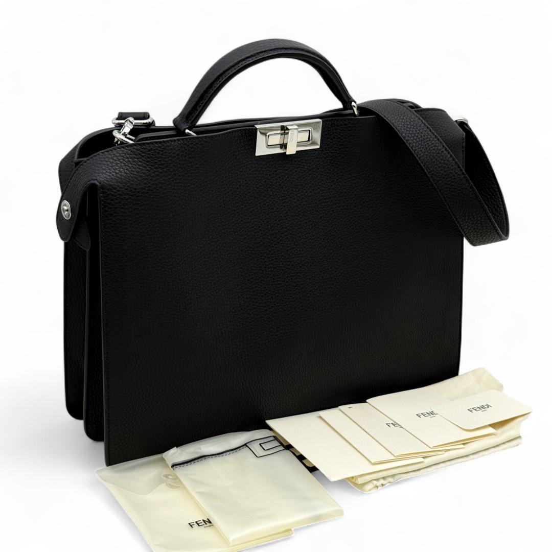 M6938 フェンディ ピーカブー アイシーユー ブラック バッグ 7VA529