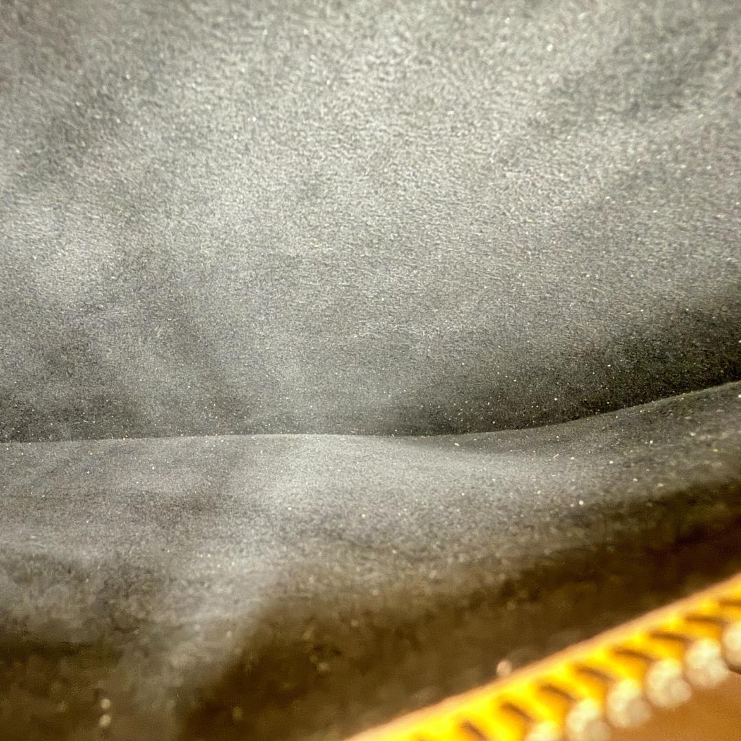 M6938 フェンディ ピーカブー アイシーユー ブラック バッグ 7VA529