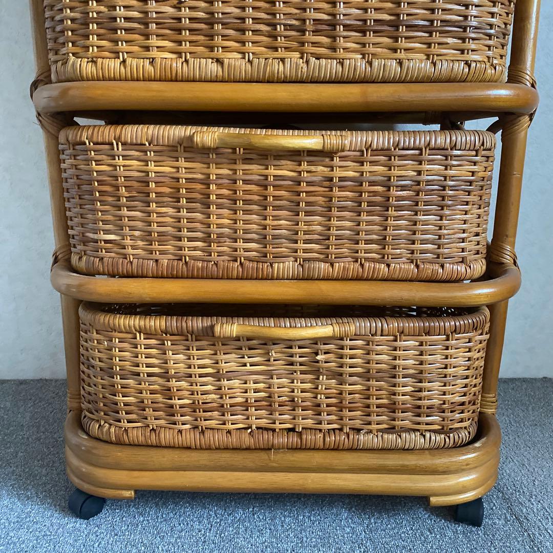 ファミリア　チェスト　棚　ラタン　籐　5000円＋送料8600円（250サイズ）