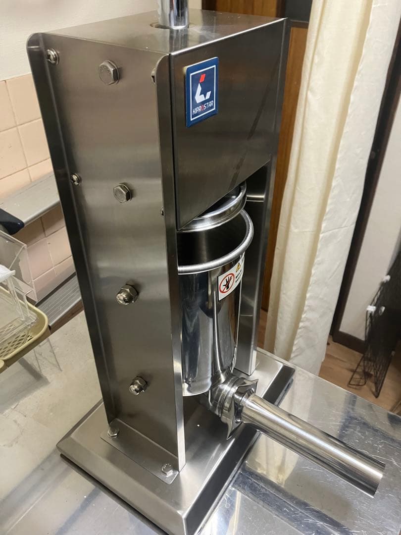 ソーセージスタッファー