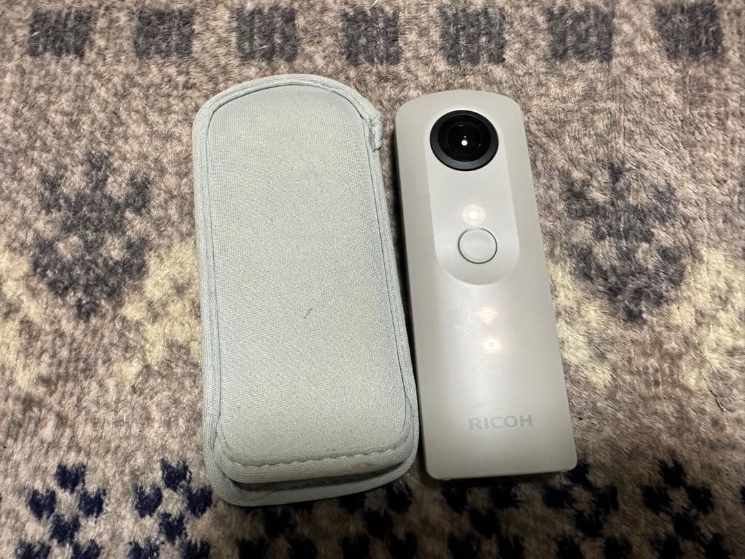 RICOH THETA SC ホワイト ケース付き