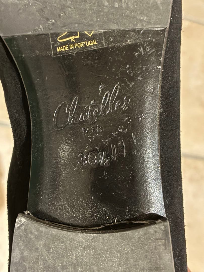 Chatelles /ポインテッドトゥ /フラットシューズ /黒