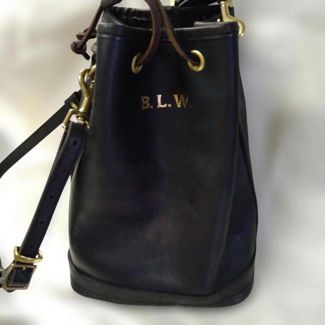 vascoレザーワンダーパースバッグ　スモール（VS-214L)　ブラック