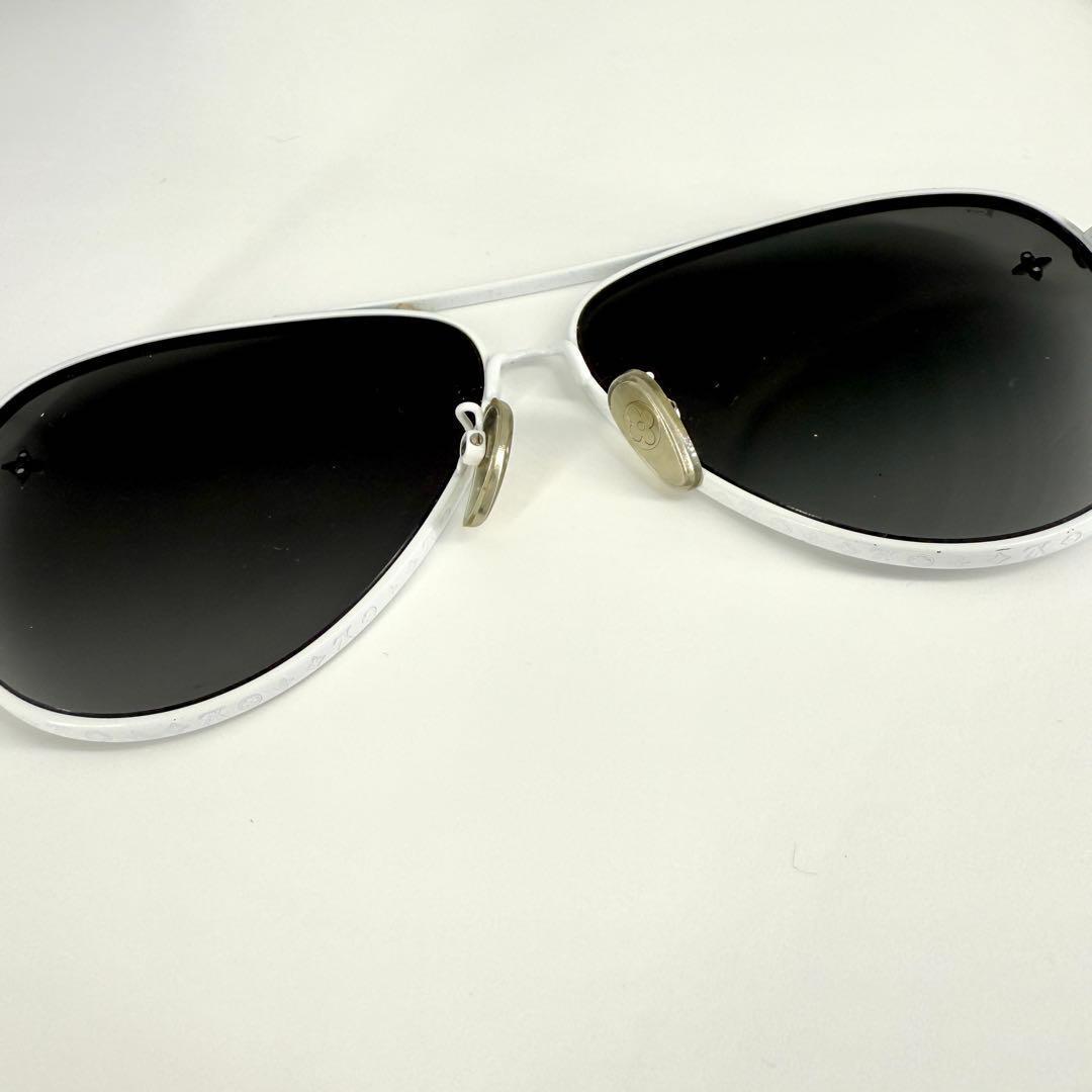 ルイヴィトン サングラス LV パイロット Z1637U ホワイト レッド