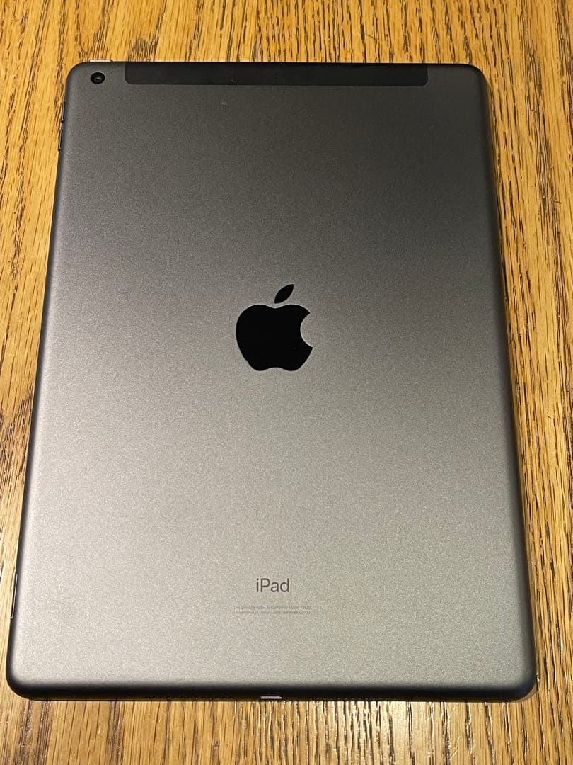 【極美品】iPad第8世代 Cellularモデル 32GB SIMロック解除済