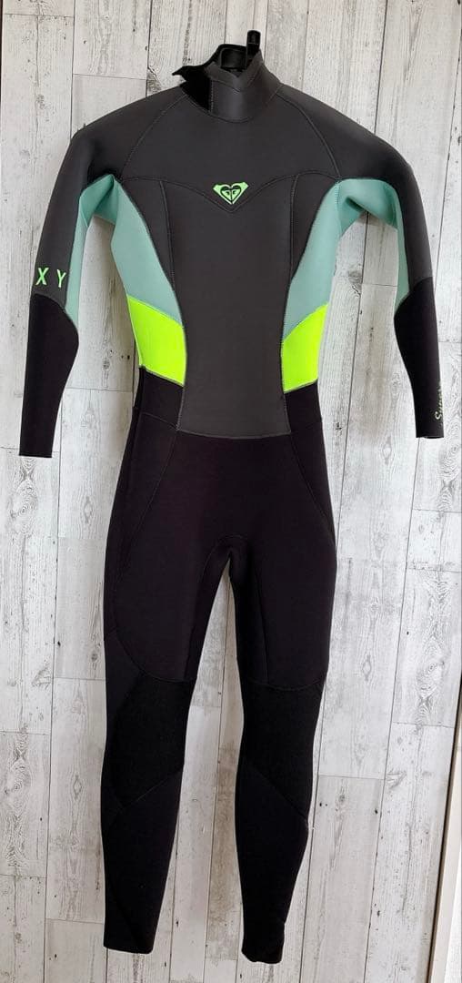 タイムセールROXY ロキシー ウエットスーツ ウェットスーツ 美品 3/3mm