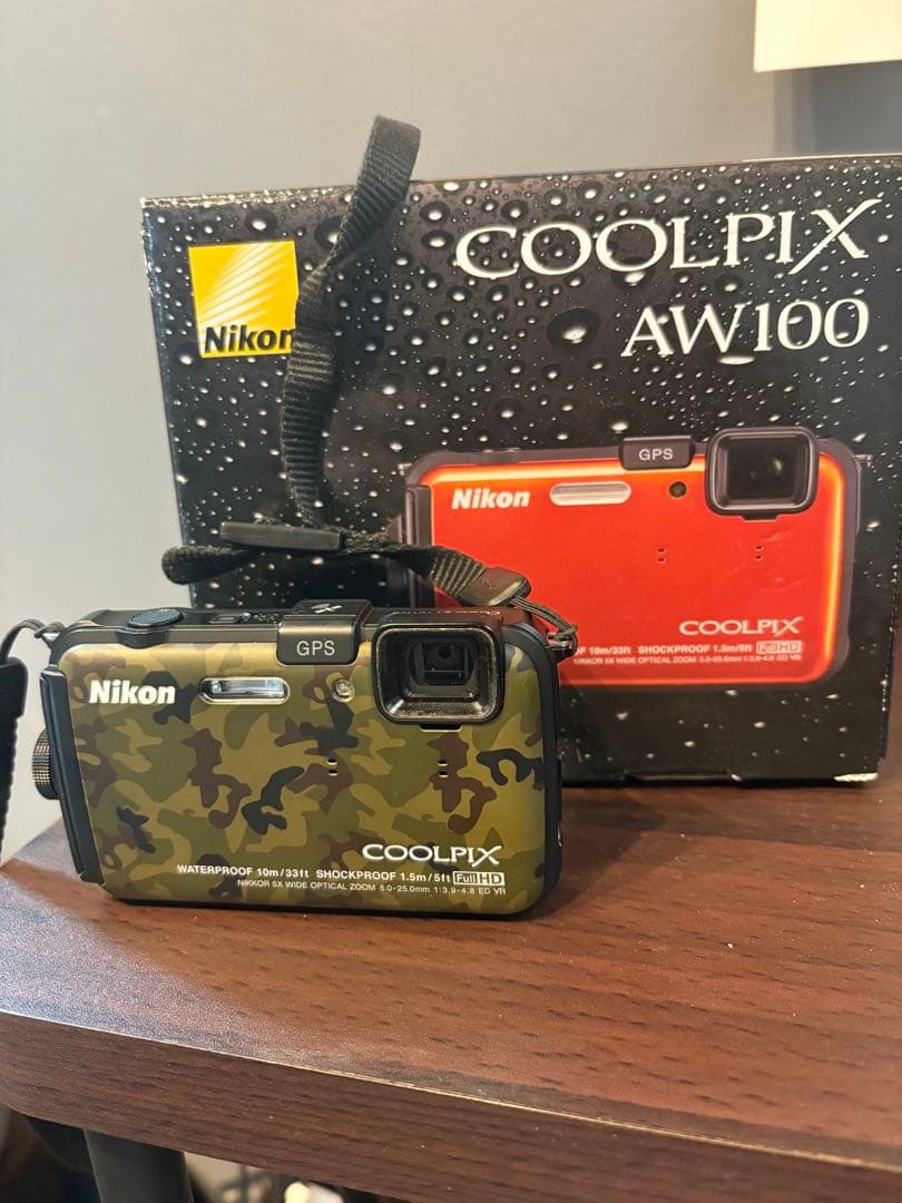 Nikon COOLPIX AW100 迷彩