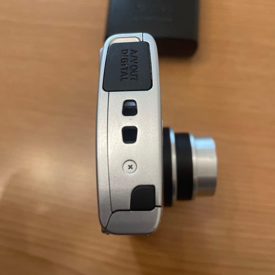 Canon PowerShot A2600 デジタルカメラ