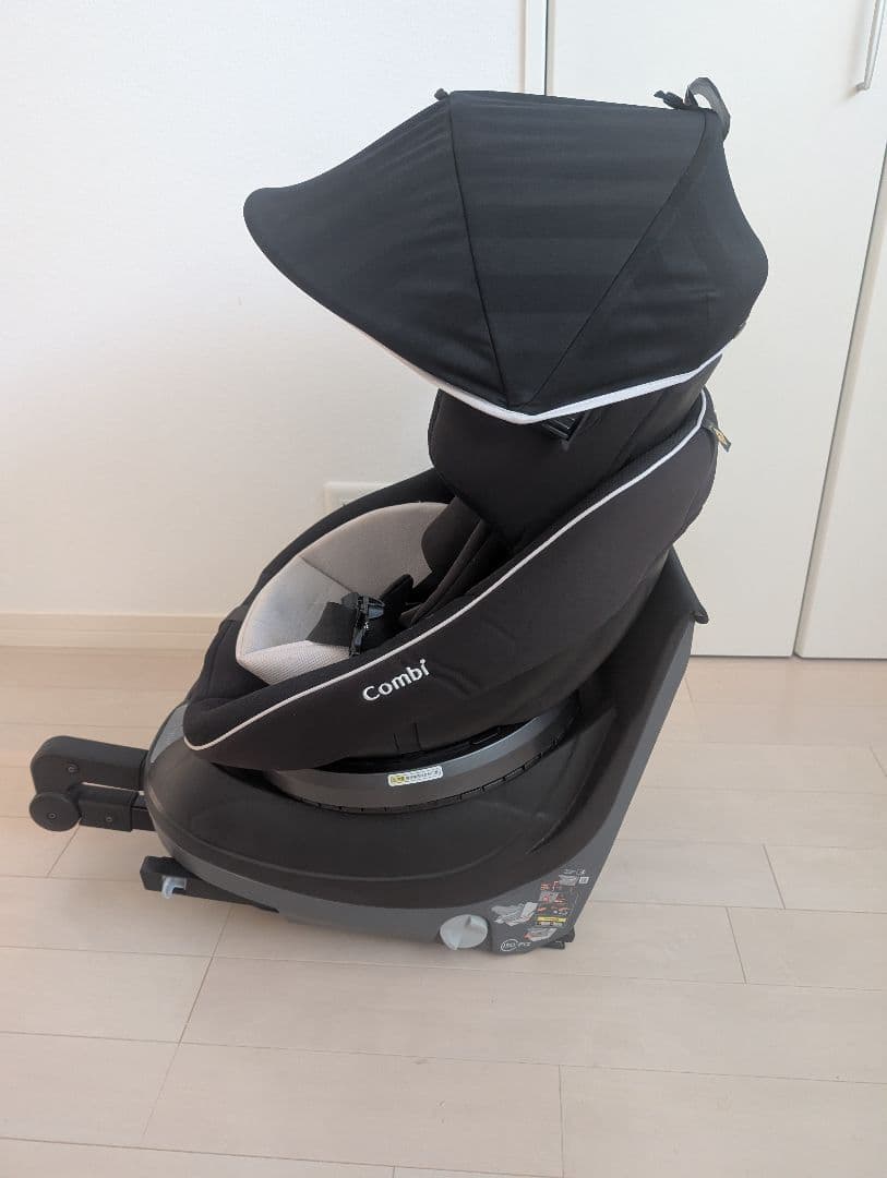 チャイルドシート combi クルムーヴスマート isofix