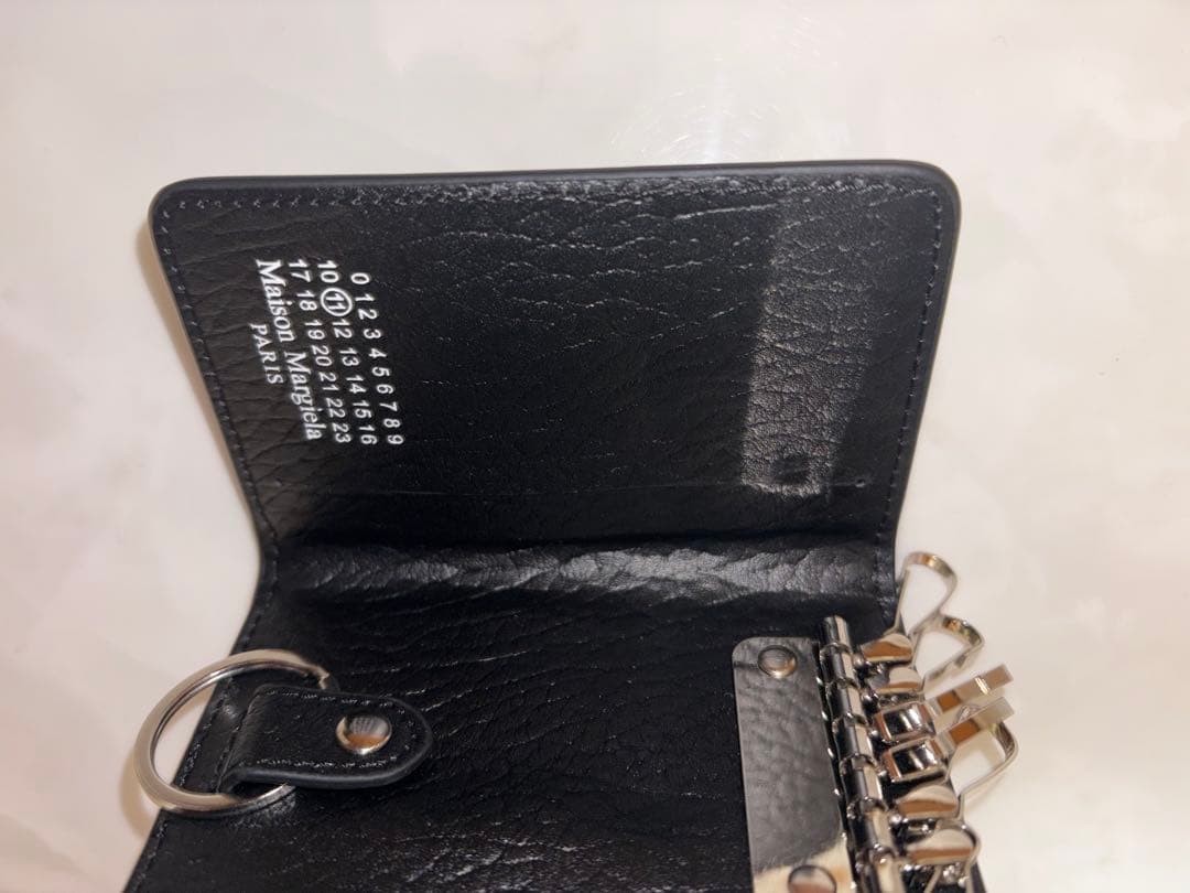 【美品】Maison Margiela （メゾンマルジェラ）レザーキーケース