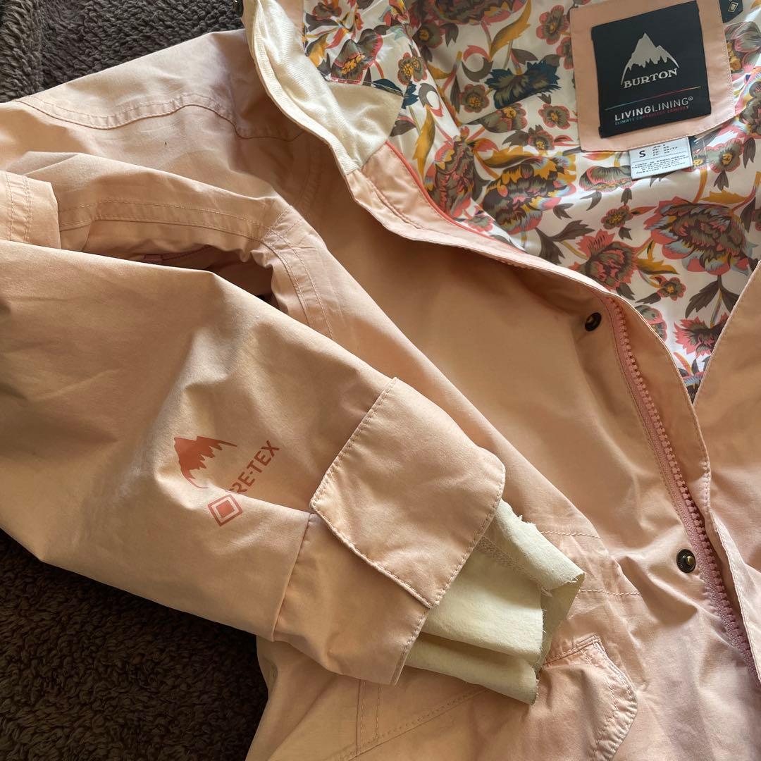 BURTON goretex フード付きピンクロングジャケット