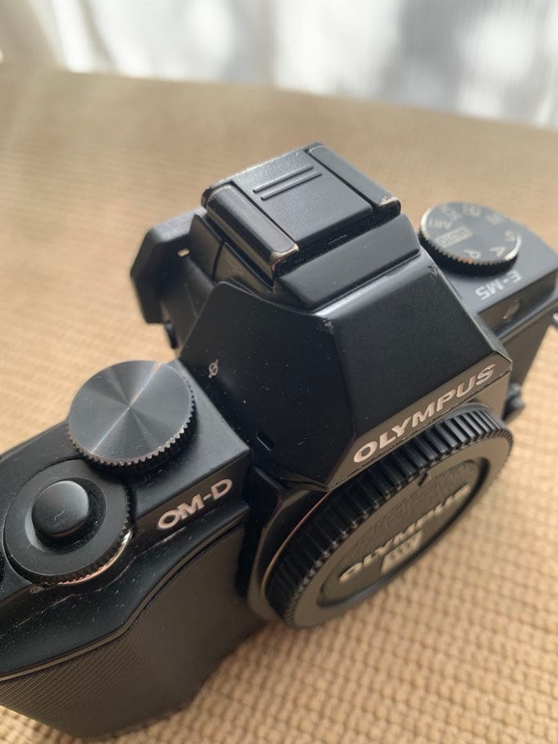 OLYMPUS OM-D E-M5 ブラック