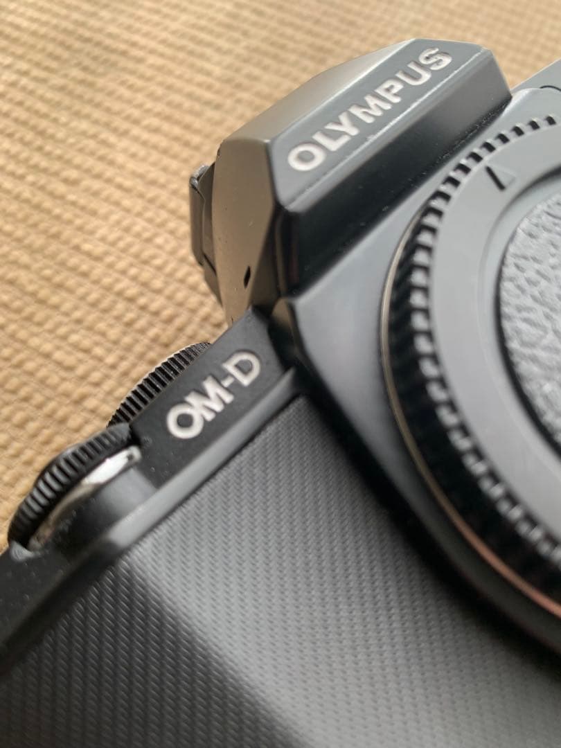 OLYMPUS OM-D E-M5 ブラック