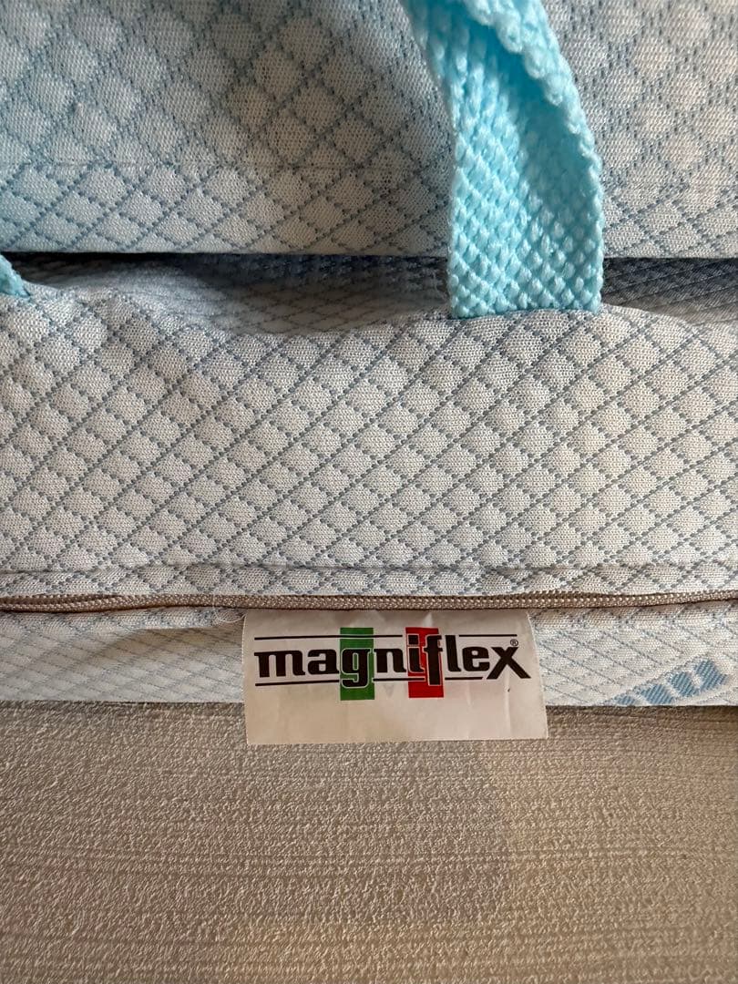 再最終値下げマニフレックス シングル DDウイングマットレス（大阪引き取り限定）