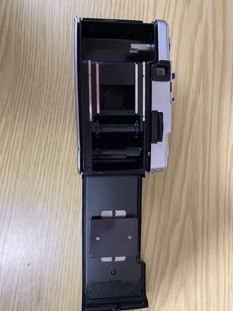 【完動品】OLYMPUS PEN EE-3 コンパクト　ストラボ付き　動作確認済