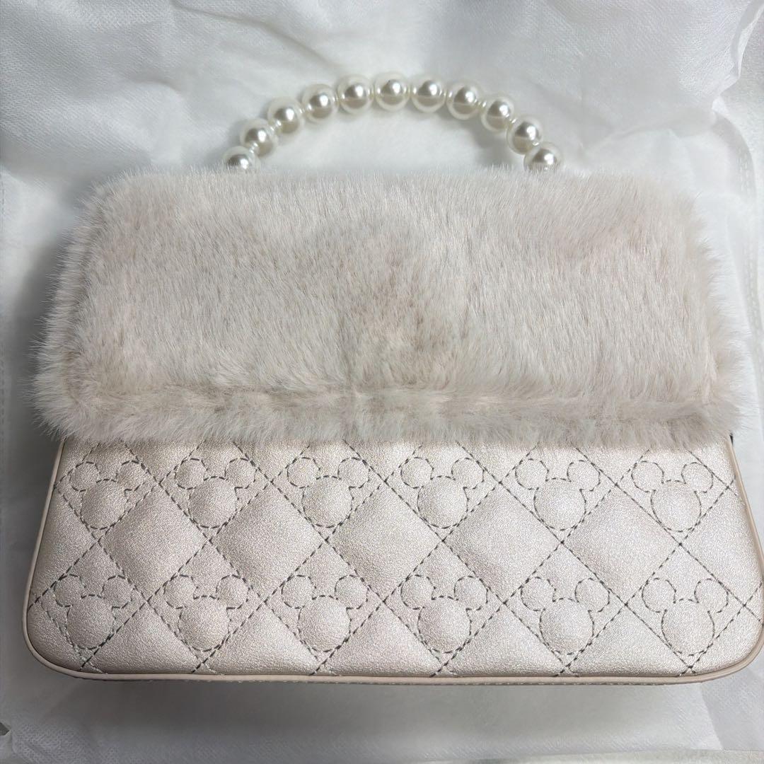 Areeam ミッキー/ファー付きキルティングバッグ　オフホワイト