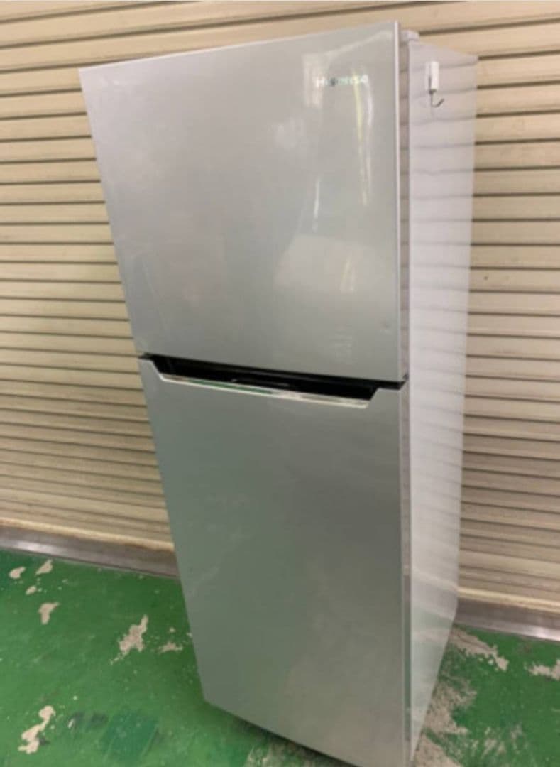 決まりました Hisense 2ドア 冷凍 冷蔵庫 227L 2018年製