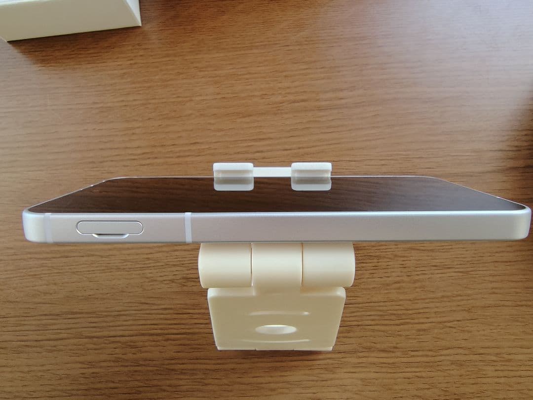 AQUOS sense9 SH-M29 ホワイト 8GB/256GB