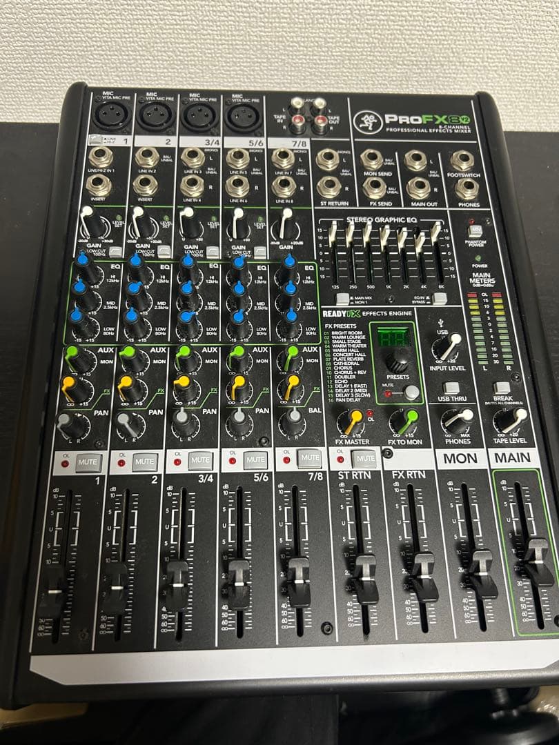 Mackie ProFX8v2 アナログミキサー