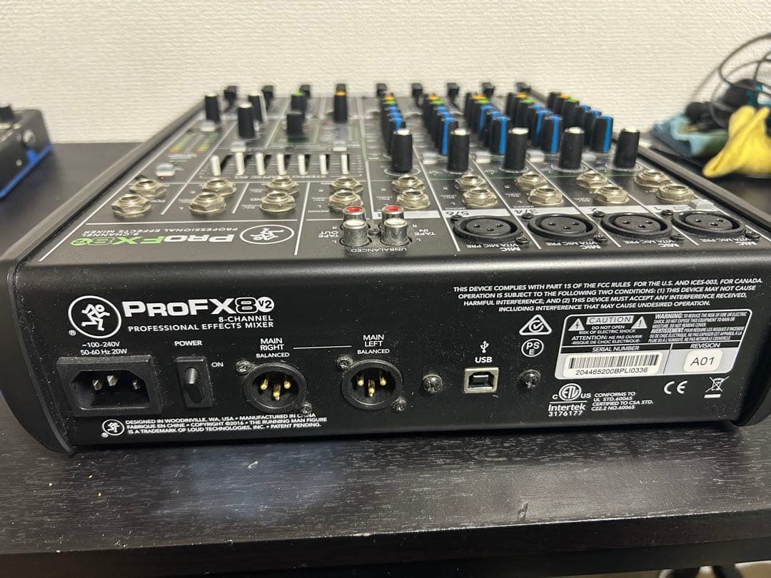 Mackie ProFX8v2 アナログミキサー