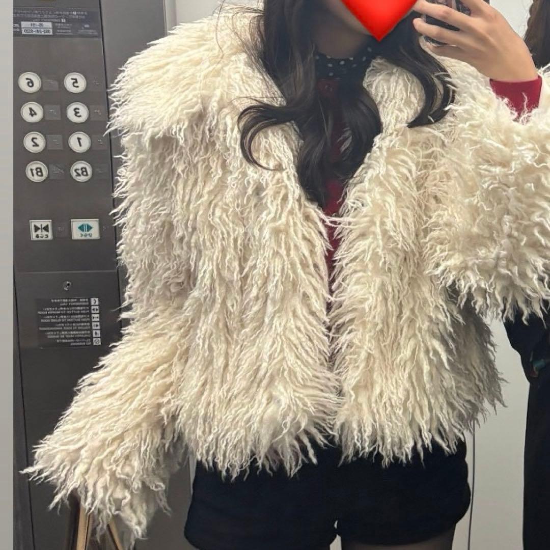 zara フェイクファージャケット