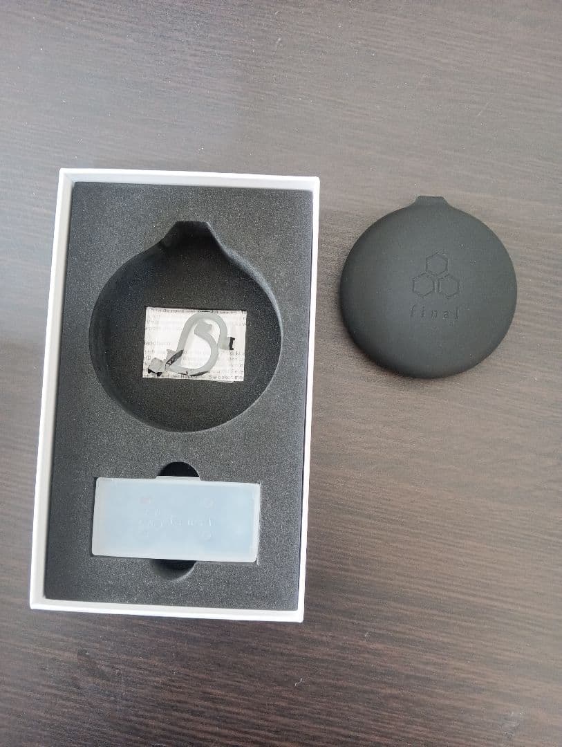 final A4000 有線イヤホン ダークネイビー