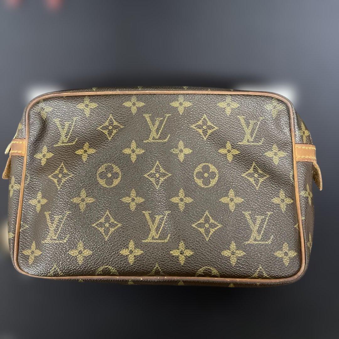 LOUISVUITTON　クラッチバッグ　モノグラム