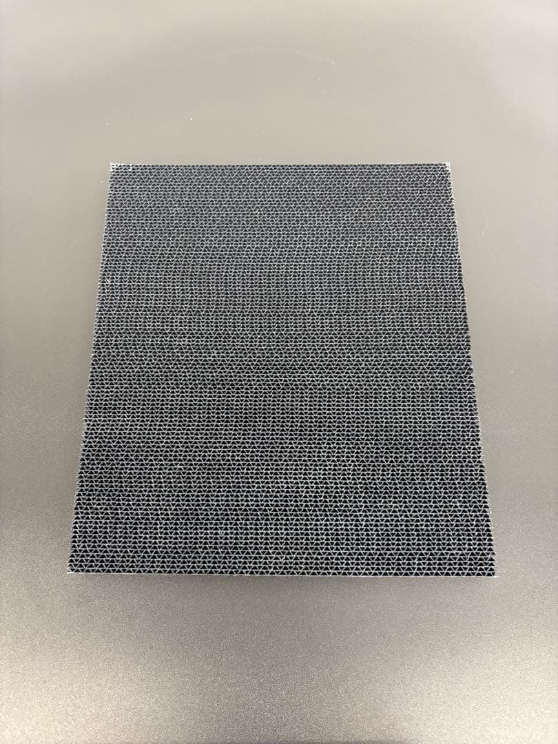 【ほぼ新品】DAIKIN ダイキン　空気清浄機 MCK70ZE2-W