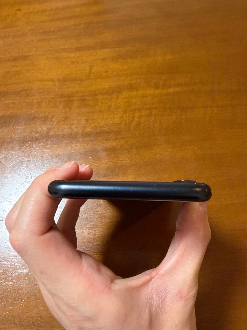 iPhone SE (第3世代) 128GB ミッドナイト