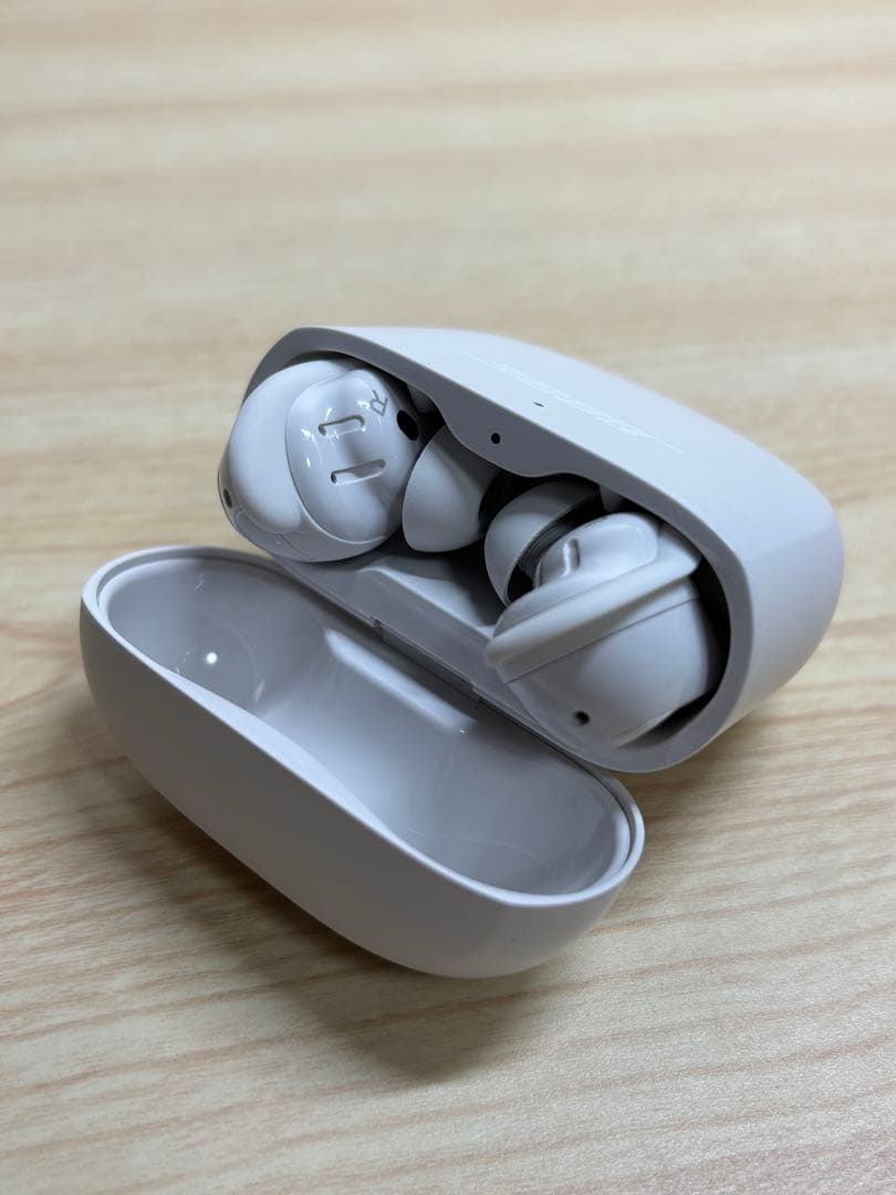 Bose QuietComfort Earbuds II ホワイト カバー付