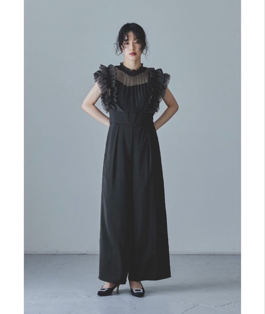 niana フリルハイウエストワイドパンツドレス オールインワン　黒