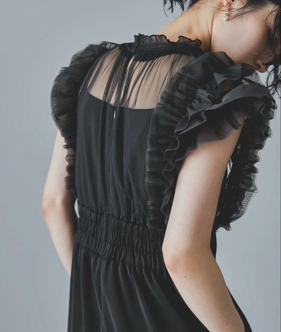 niana フリルハイウエストワイドパンツドレス オールインワン　黒