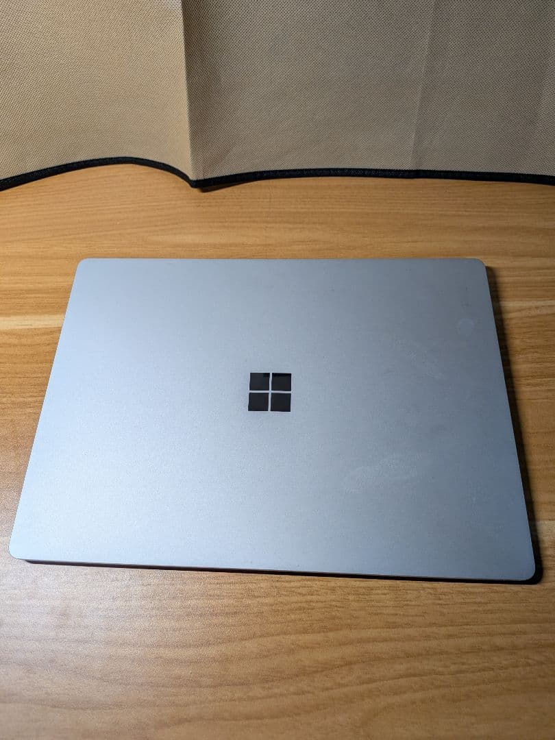 の*様 Microsoft Surface Laptop (第1世代)　中古