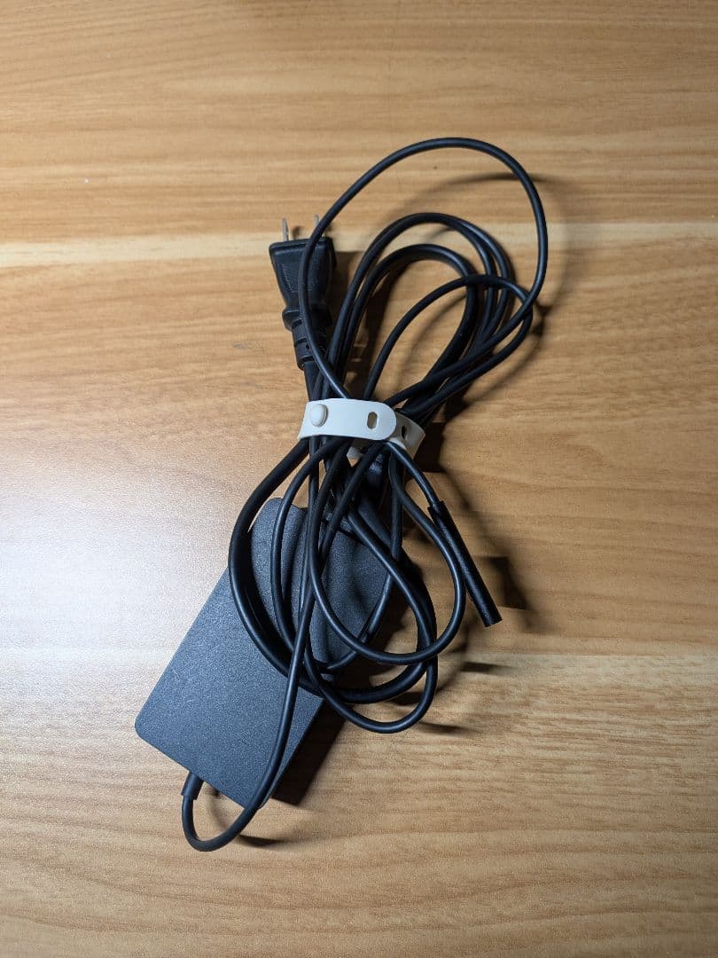 の*様 Microsoft Surface Laptop (第1世代)　中古