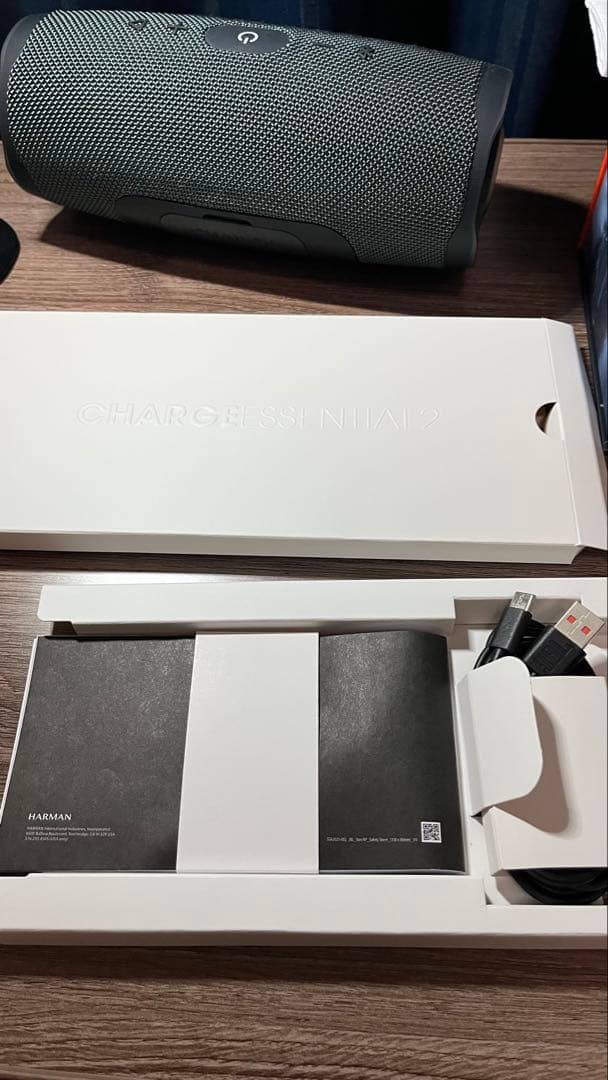 JBL Charge Essential2 Bluetoothスピーカー