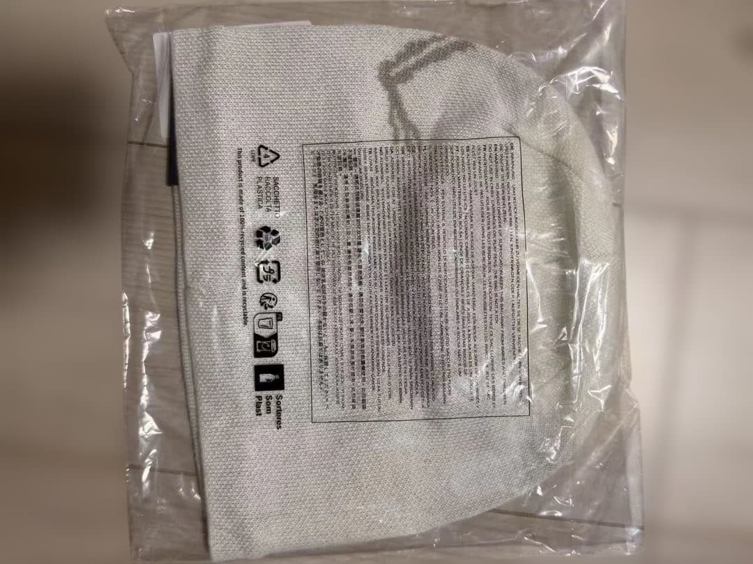 ARC'TERYX ホワイト グラフィックプリント ビーニー