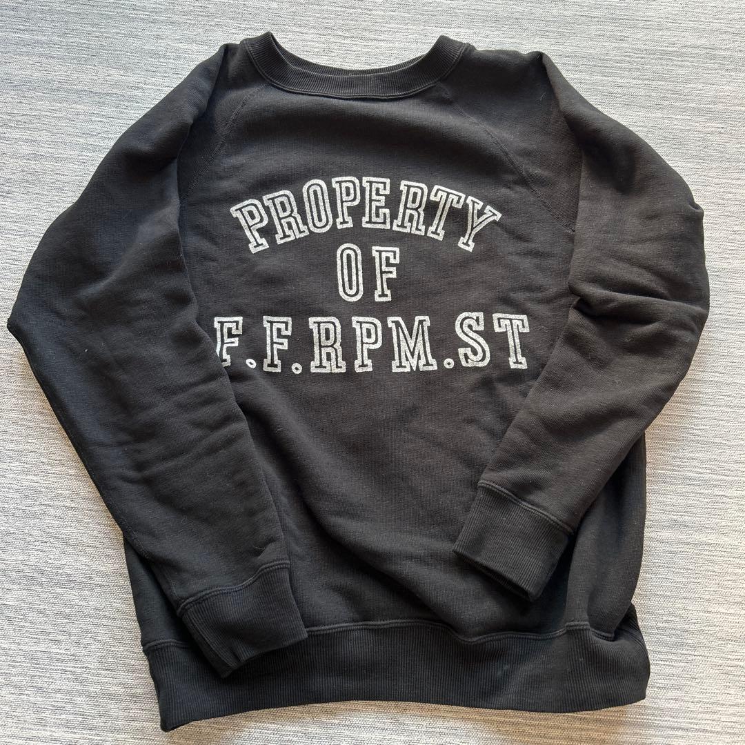 45R プロパティロゴプリント裏毛の908スウェット