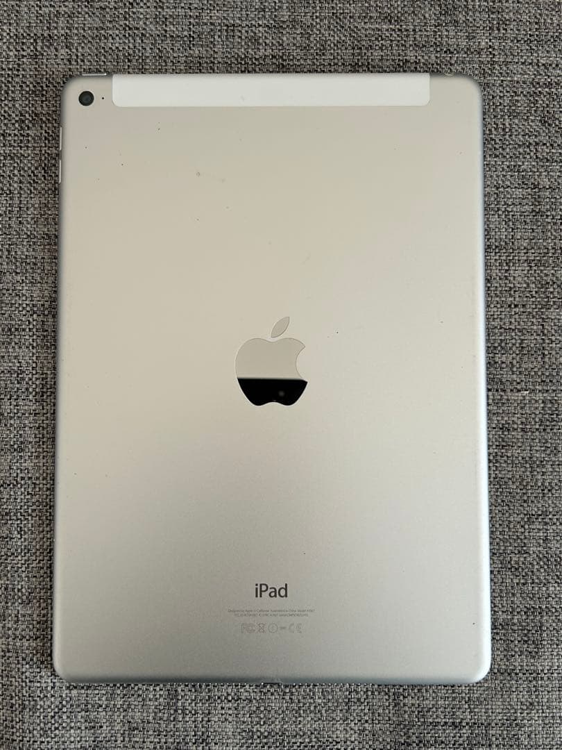 iPad Air 2 128GB Wi-Fi Cellular 充電器なし