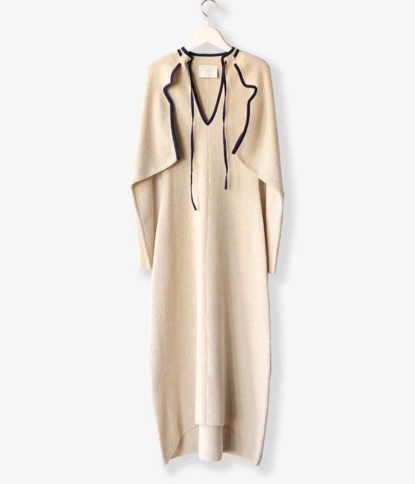 tan ワンピース　DOGLEG SLEEVES LONG ONEPIECE