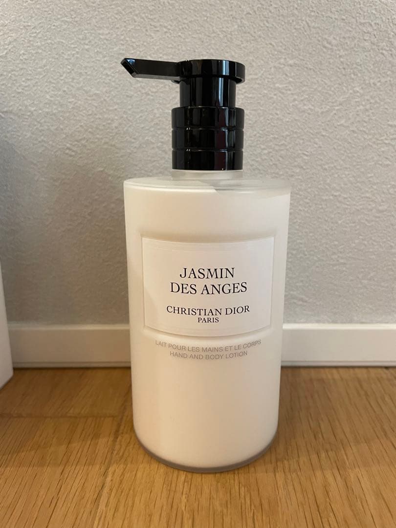 クリスチャンディオール ジャスミンデザンジュ　ボディーローション　おまけ付き