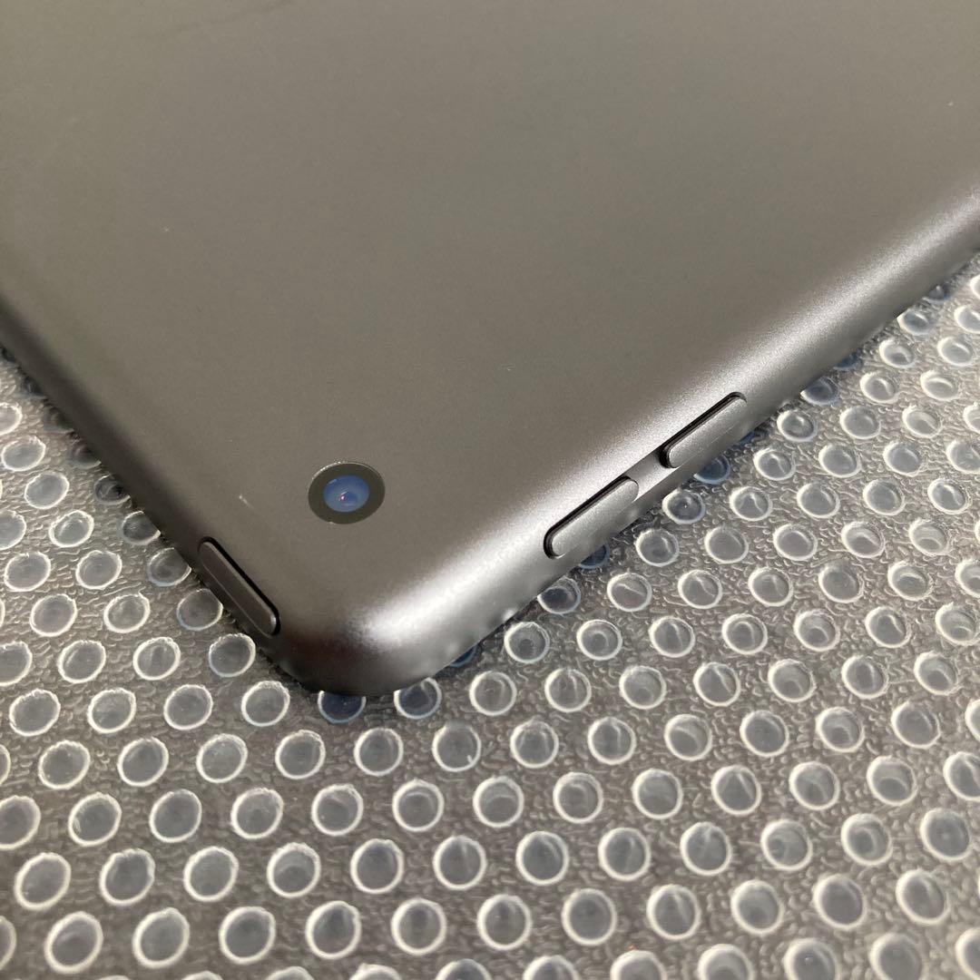 2896【早い者勝ち】iPad8 第8世代 32GB WIFIモデル☆