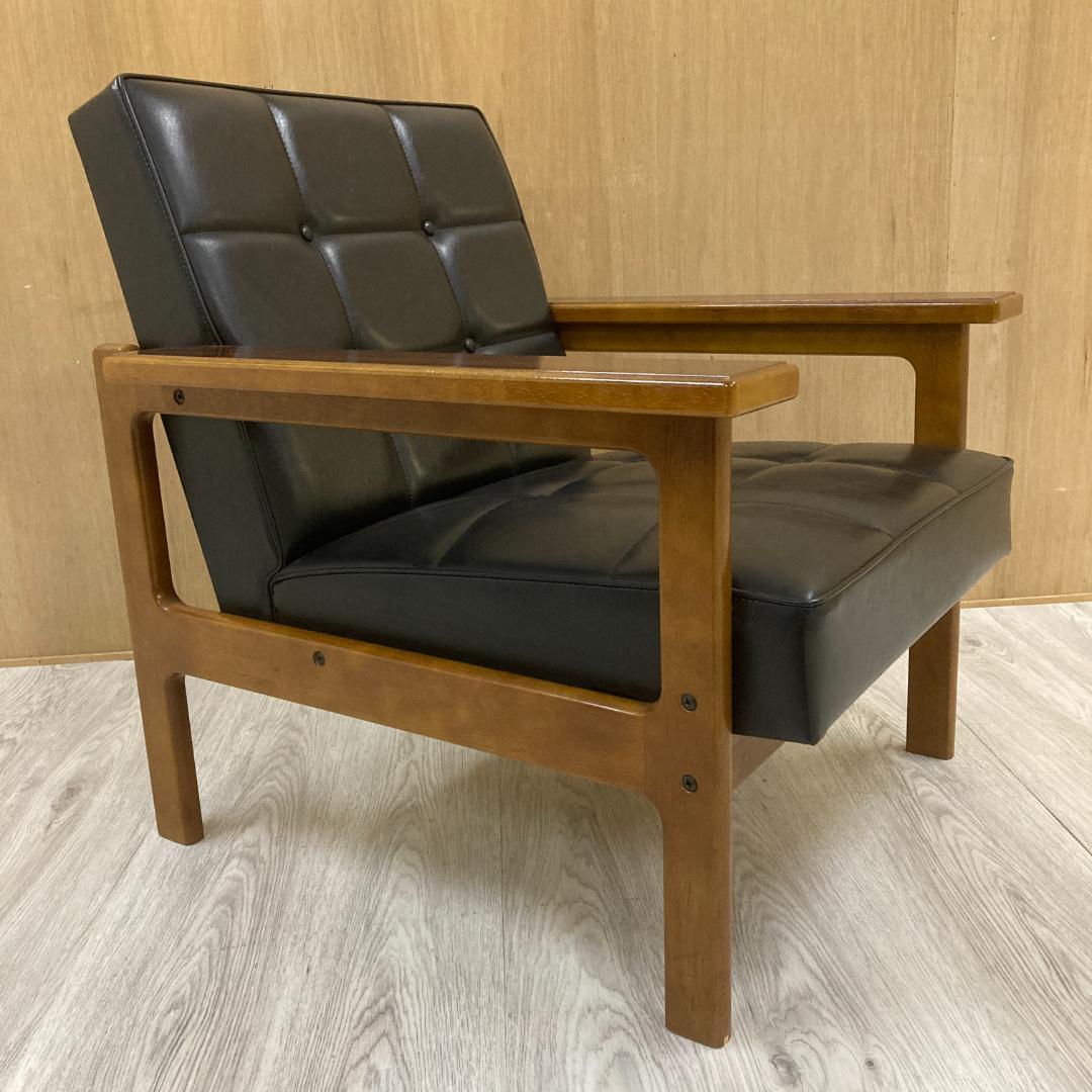 【カリモク】Kチェア スタンダードブラック ワイドアーム 1Pソファ B