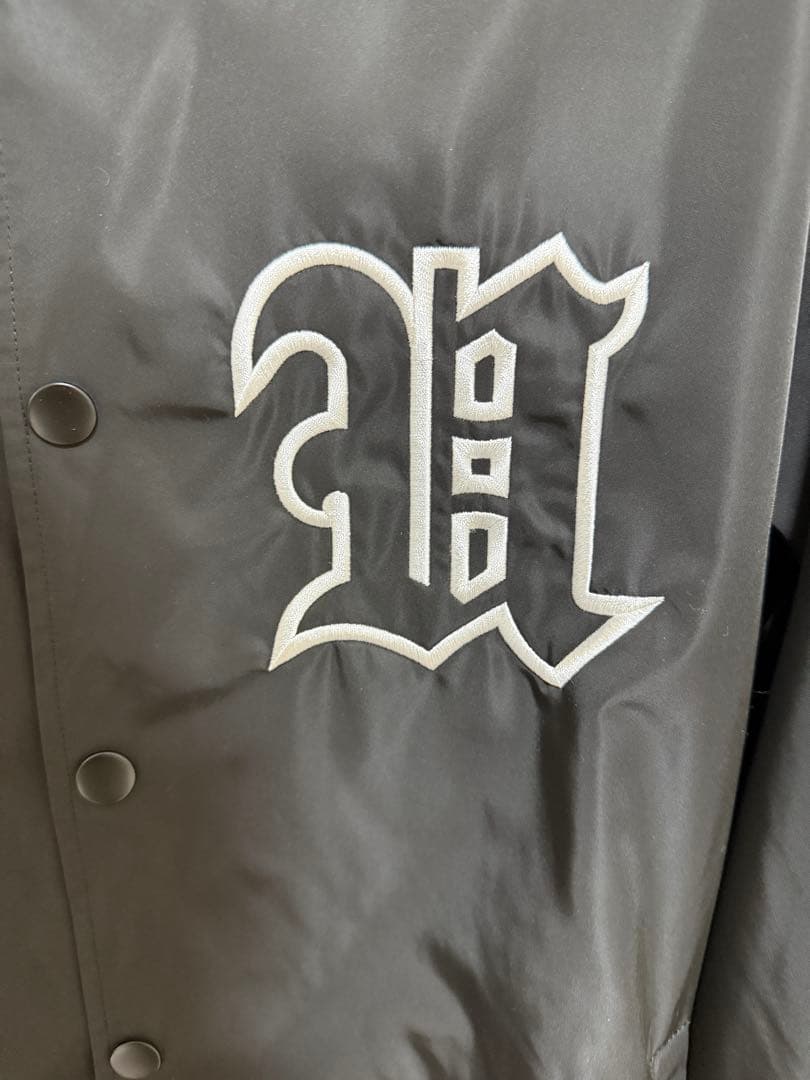 UVER スタジャン