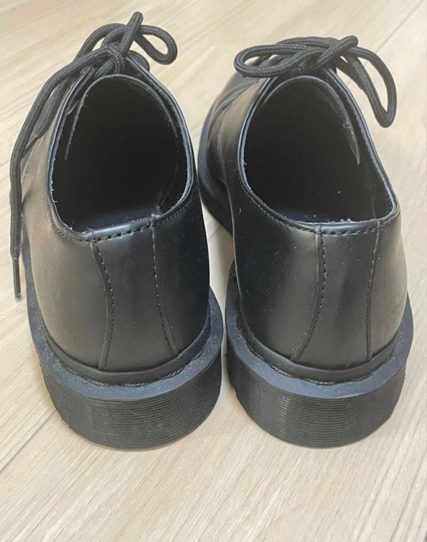 ドクターマーチン　3ホール