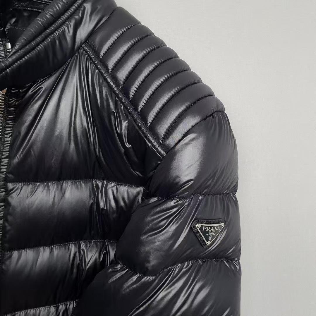 極美品黒 ナイロン ダウンジャケット~~~