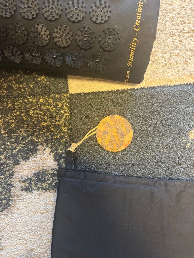 SLAKTI リラクゼーショングッズ 幾何学模様マット&枕正規品