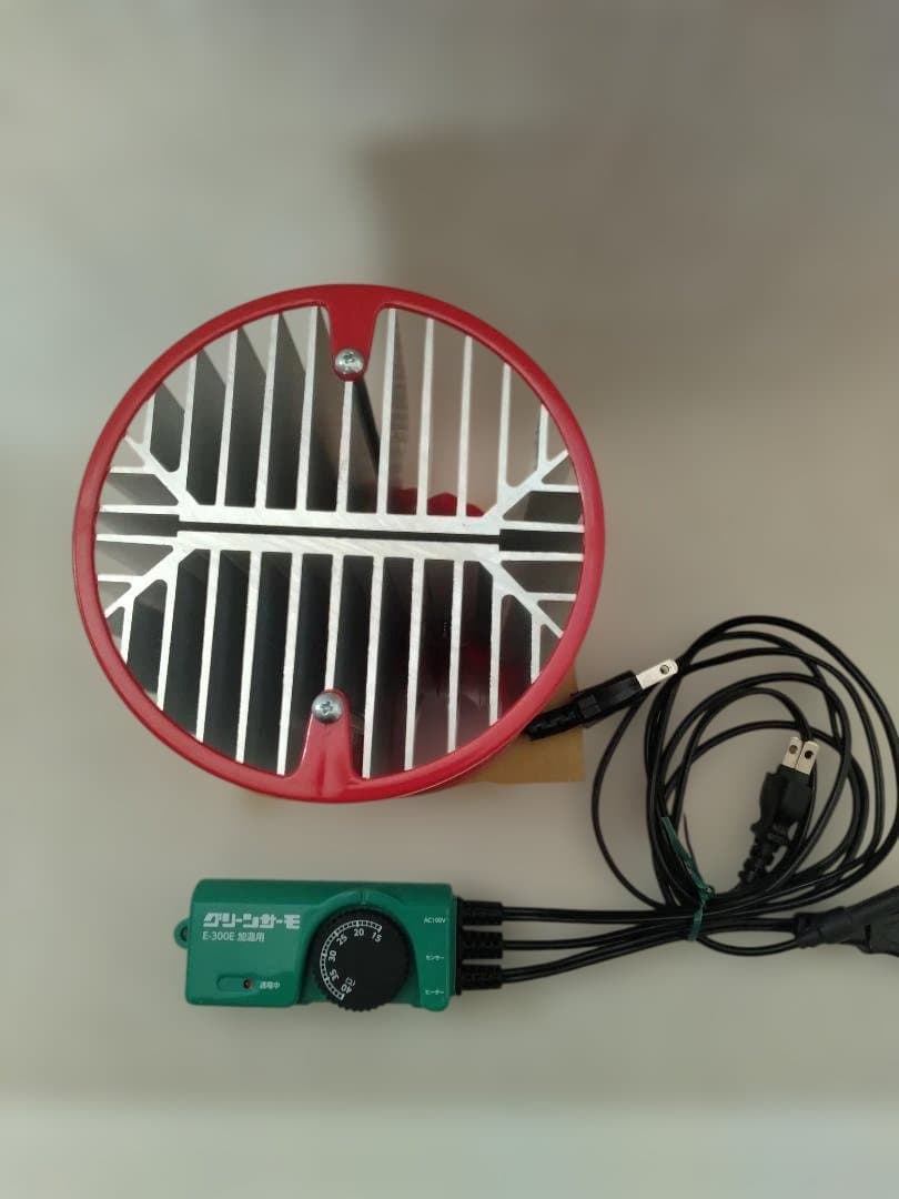 パネルヒーターSPE-250 250W 赤/銀